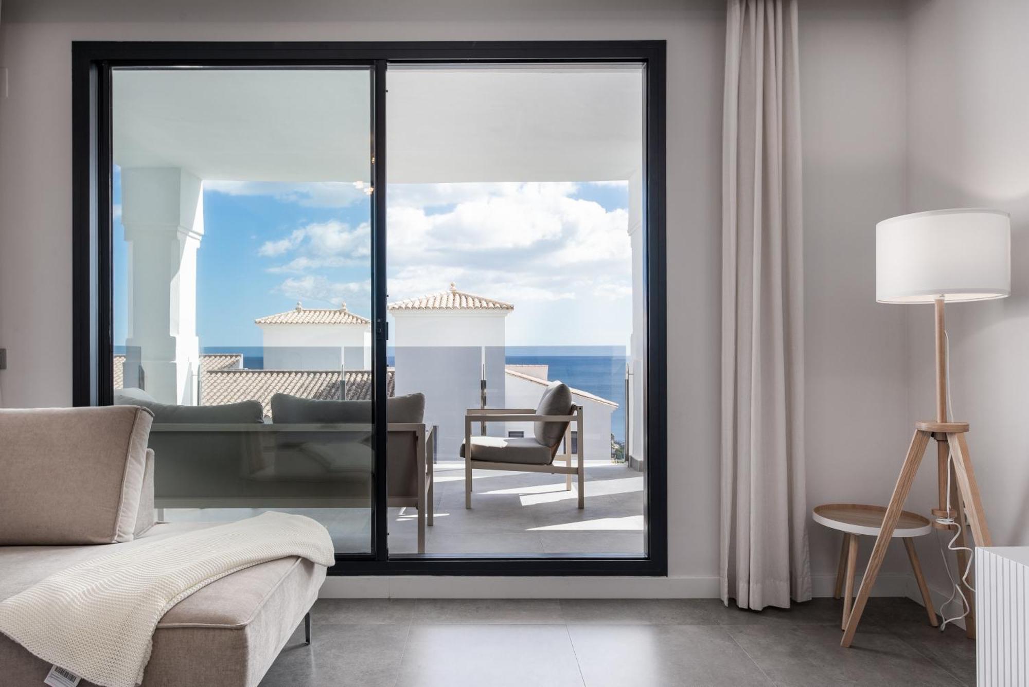 Luxurious Apartment With Sea Views Blue Suites B2-103 Manilva Esterno foto